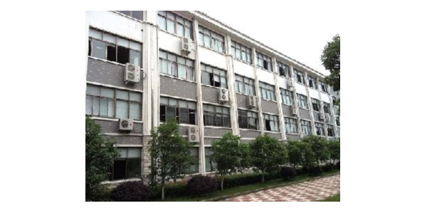 給你一份學(xué)?？照{(diào)集中監(jiān)控管理系統(tǒng)，高效節(jié)能，智能管理